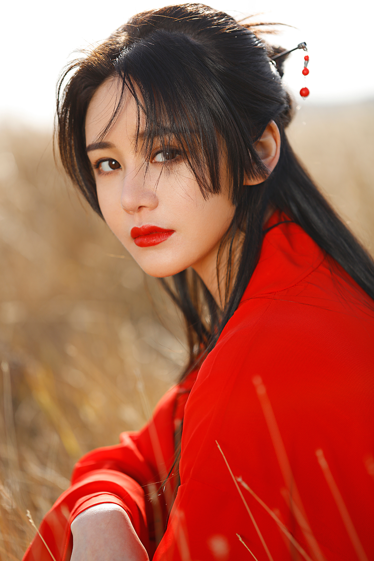 大三女神李喵喵风采重现，引领高科技产品新纪元风潮
