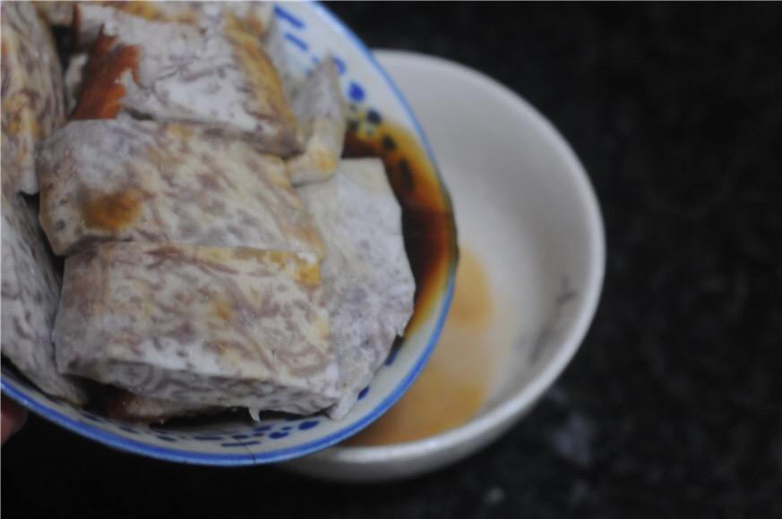 蒸小碗上市，美食的崛起与时代印记的交融呈现