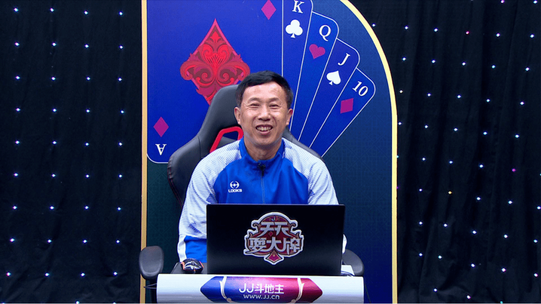 天天耍大牌最新一期,牌技大比拼,独领风骚之战